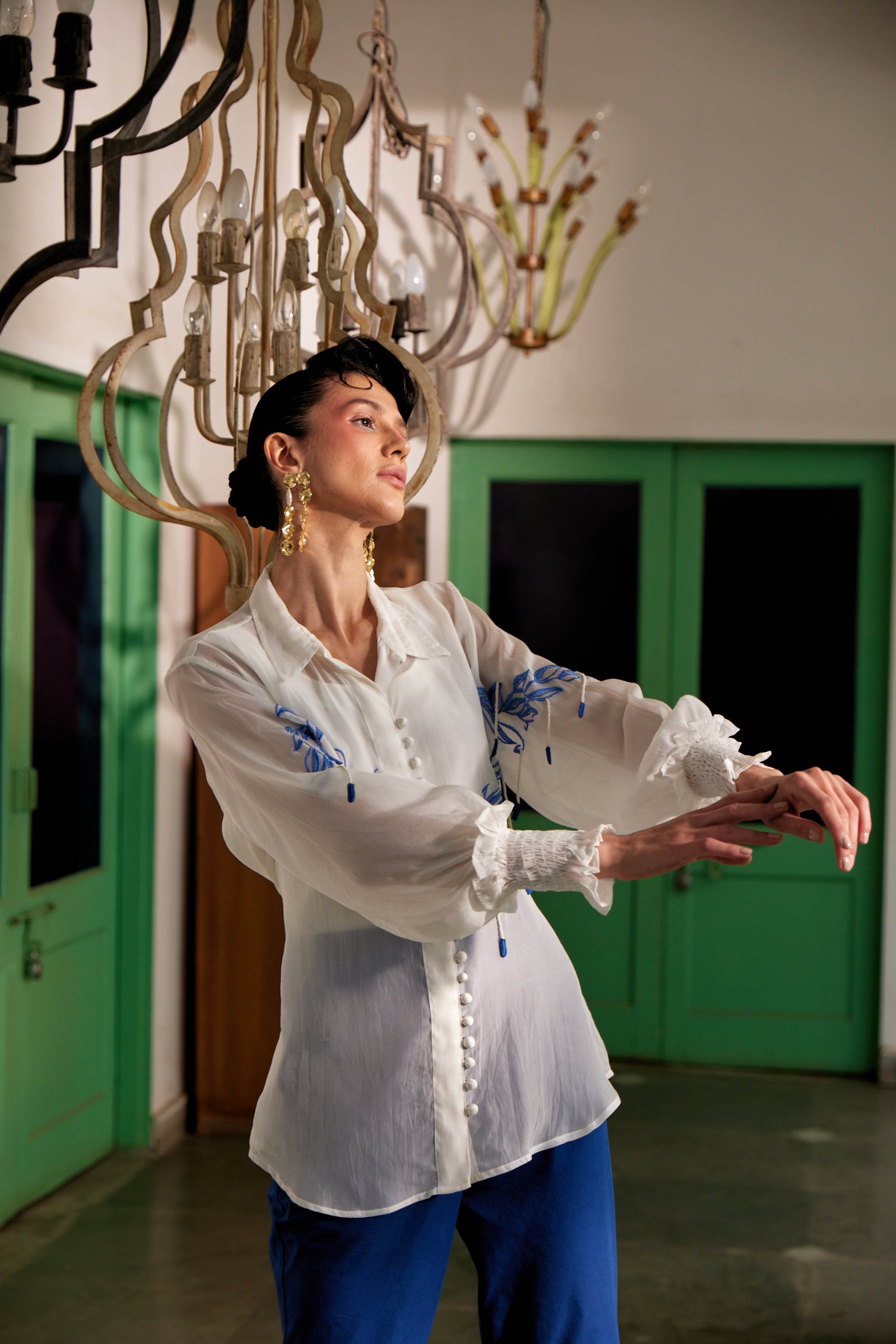 Fringe Finesse in White - Puja Agarwal